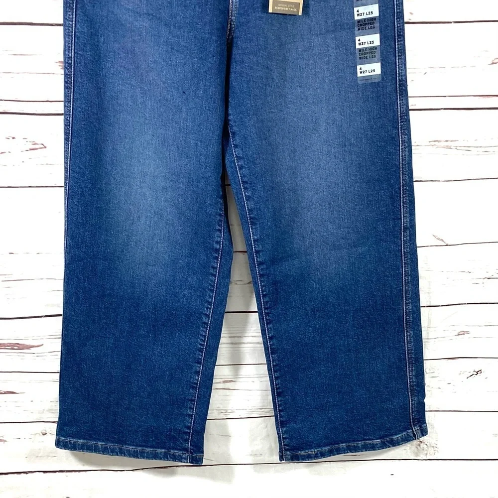 Levi’s Women's Mile High Cropped Wide Leg size 27 - Picture 3 of 10
